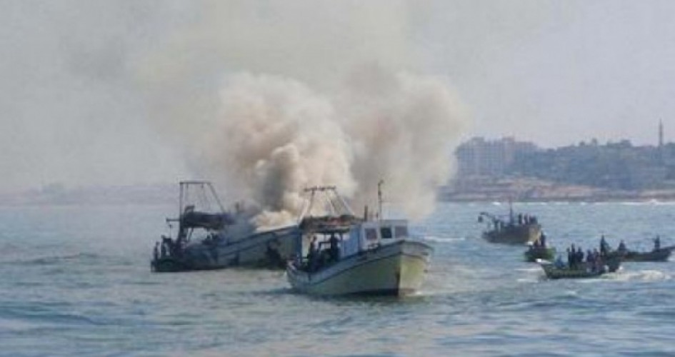 حماية يصدر تقريره عن شهر ديسمبر "اعتداءات الاحتلال الإسرائيلي بحق الصيادين في بحر قطاع غزة "