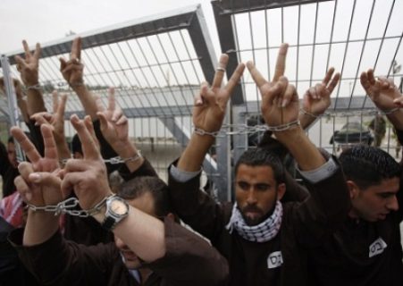 حماية" يستنكر سياسة الإهمال طبي التي يتعرض لها الأسرى المرضى في سجون الاحتلال، ويحملها المسئولية الكاملة عن حياتهم